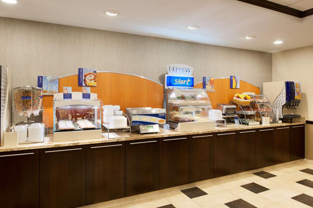 Holiday Inn Express Philadelphia Airport By Ihg Essington Dış mekan fotoğraf