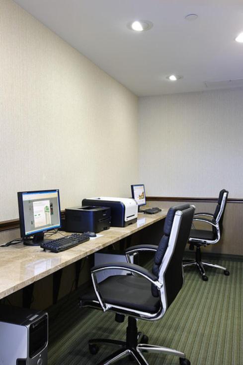Holiday Inn Express Philadelphia Airport By Ihg Essington Dış mekan fotoğraf